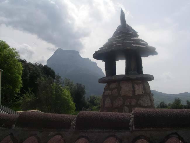 Gasthaus Casa Pirinea Ordesa Belsierre Exterior foto